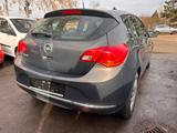 Opel Astra J Selection*HU Neu-Insp.Neu* - Opel Astra: Selection