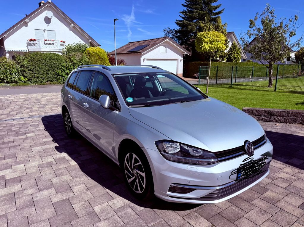 Image of Volkswagen Golf