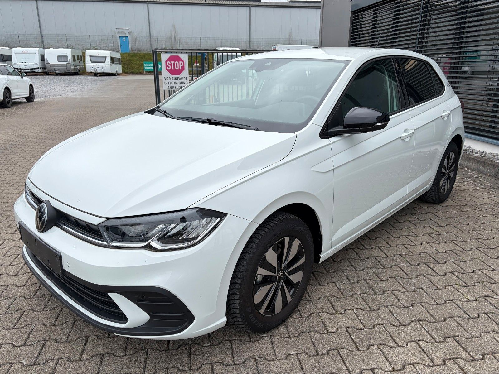 Fahrzeugabbildung Volkswagen Polo VI 1.0 TSI Goal Autom.  Navi Shz