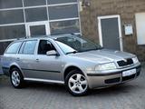 Skoda Octavia Combi Tour  Klima-AHK - SHZ - Scheckheft - Skoda Octavia aus 2007