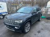 Jeep 1.Hand, 3.0 CRD Overland, Voll Scheckheft - Jeep Grand Cherokee in Bochum