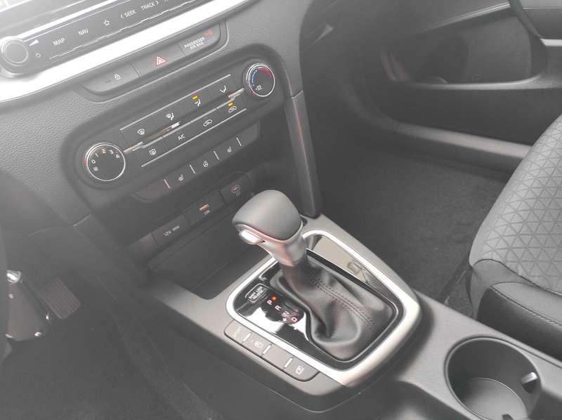 Kia Ceed SW 1.4 T-GDI DCT AT Spin*Navi*Shzg*Lhzg*PDC