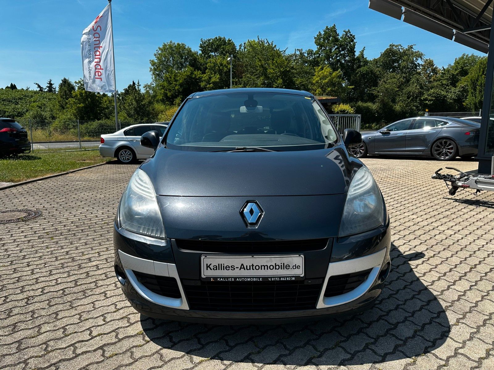 Fahrzeugabbildung Renault Scenic III BOSE / Teilleder / Klimaaut./ Navi.