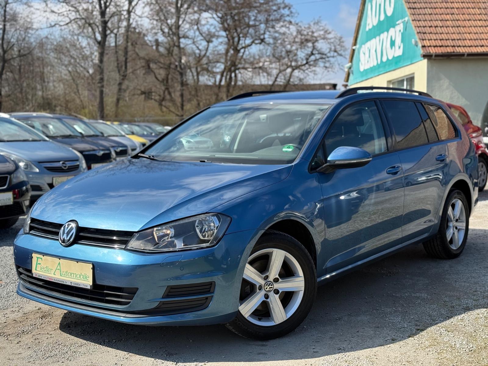 Volkswagen Golf VII Variant Comfortline /KLIMAAUT/SITZHZG