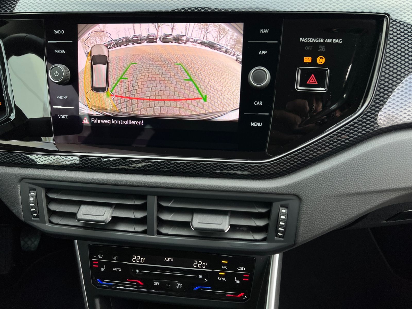 Fahrzeugabbildung Volkswagen Taigo 1.0 TSI Life *Rückfahrkamera, Einparkhilfe