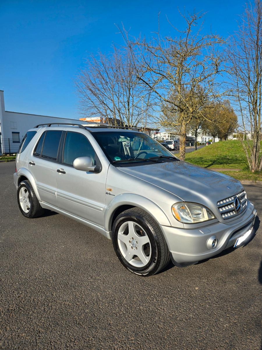 Mercedes-Benz ML 55 AMG