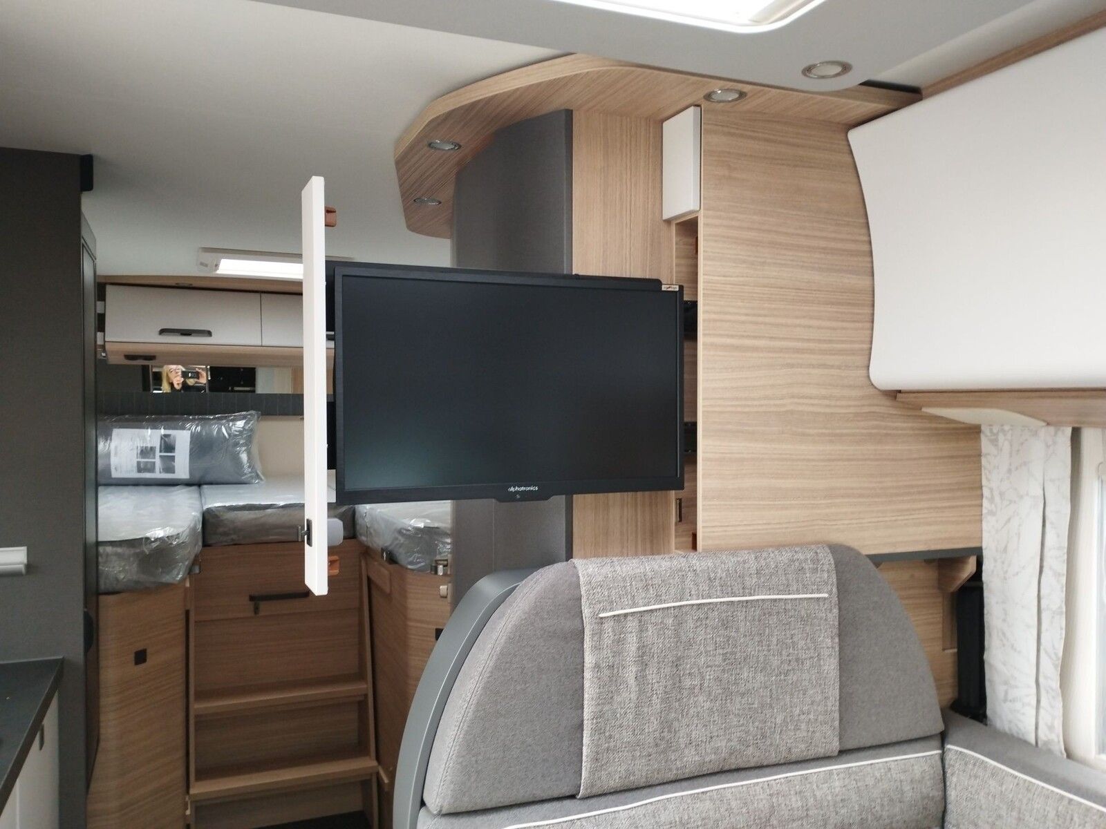 Fahrzeugabbildung Malibu T 430 KB LE comfort Navigation, RFK, TV