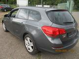 Opel Astra J Sports Tourer Edition - gebrauchte Opel Astra aus dem Jahr 2011