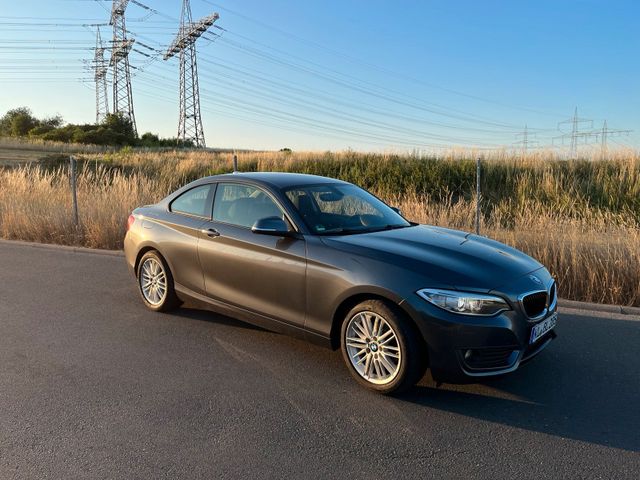 BMW BMW 218d Coupé F22 2er BMW 2