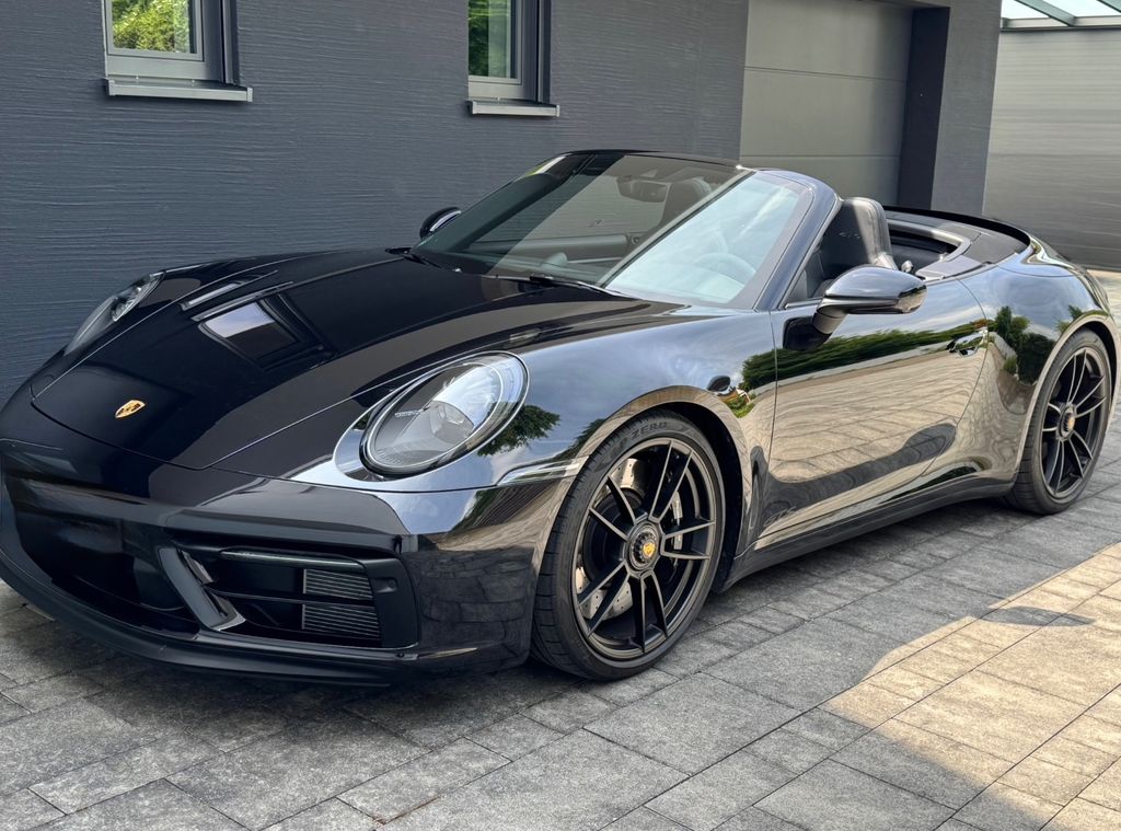 Image of Porsche 992