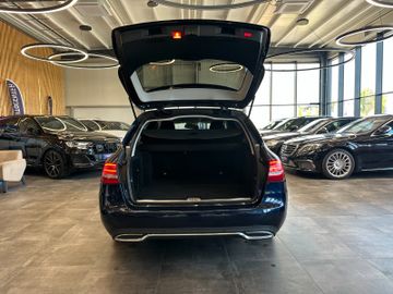 MYAUTOCENTER – Gebraucht- und Jahreswagen mit Werkstattservice in Pfaffenhofen Mercedes-Benz C 180 BlueTec d *Avantgarde*LED*Navi*TÜV*