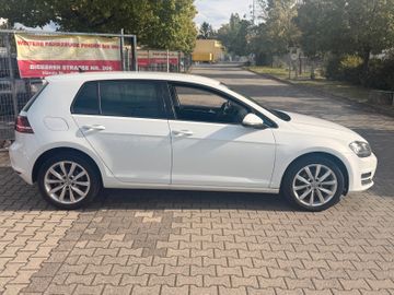 Volkswagen Golf - 5
