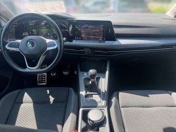 Volkswagen Golf - 11