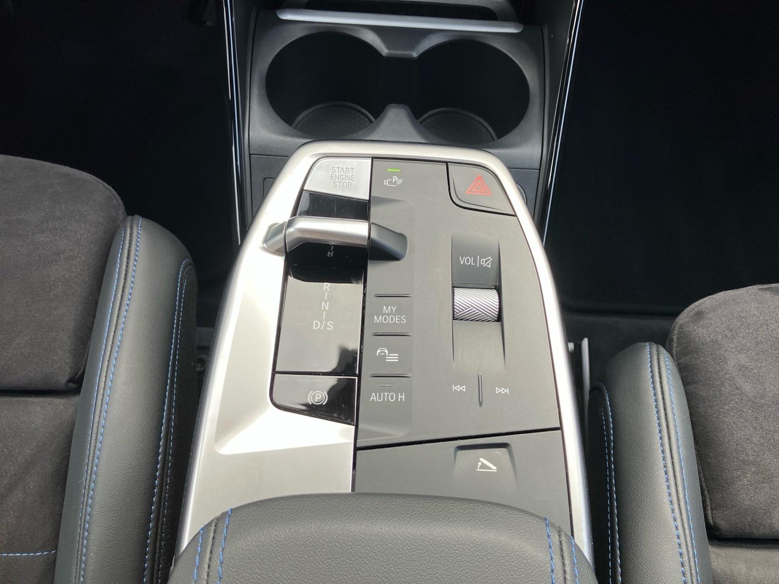 BMW 223i xDrive Active Tourer M Sport HUD Pano DA Pr
