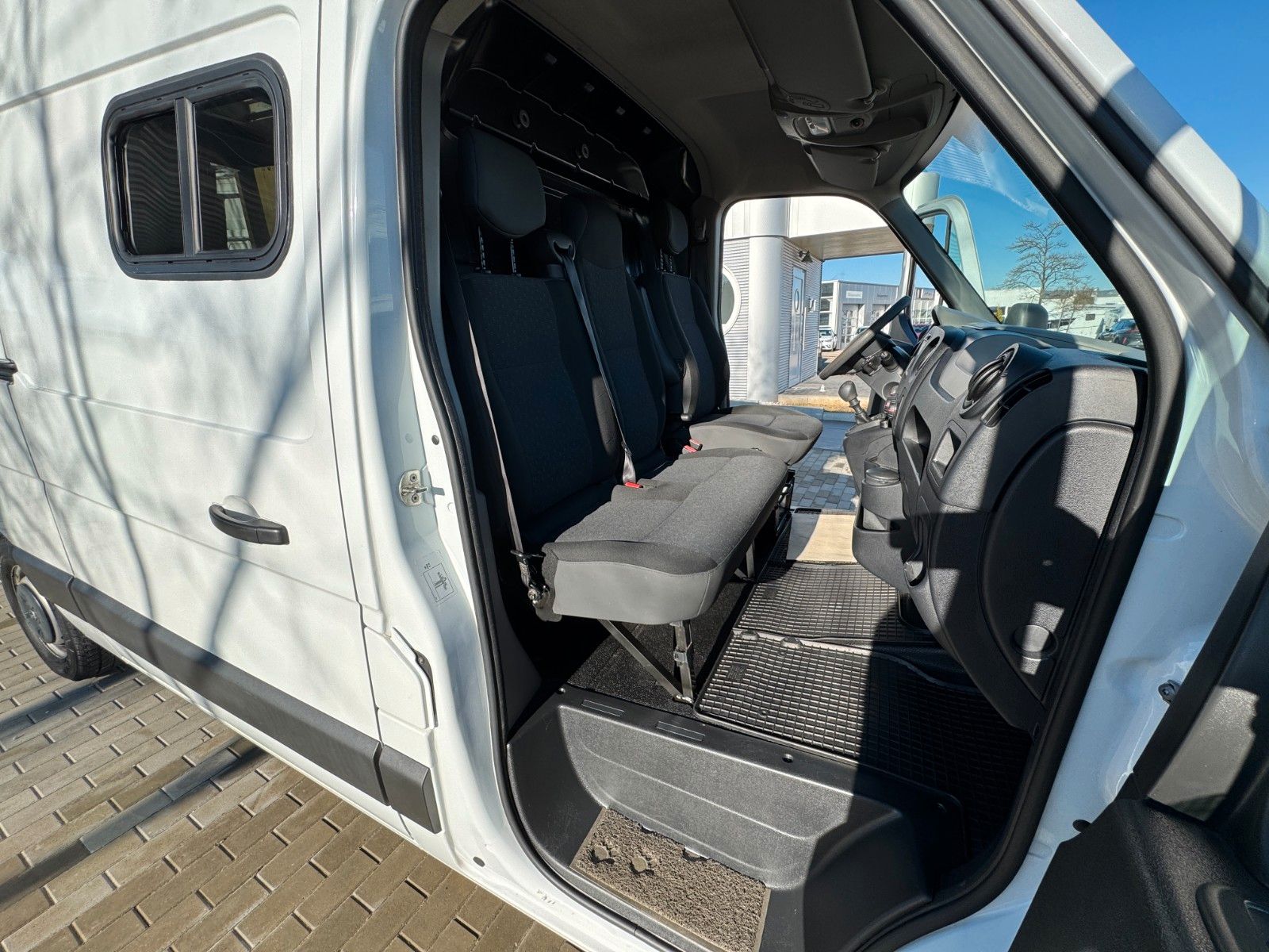 Fahrzeugabbildung Opel Movano B Kasten/Kombi HKa L2H2 3,5t