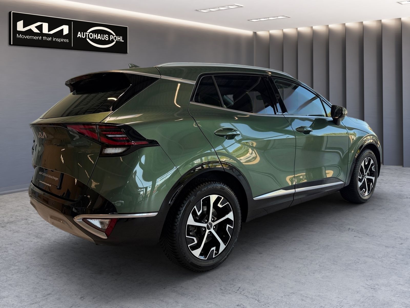 Fahrzeugabbildung Kia SPORTAGE 1.6T 48V 2WD DCT Spirit