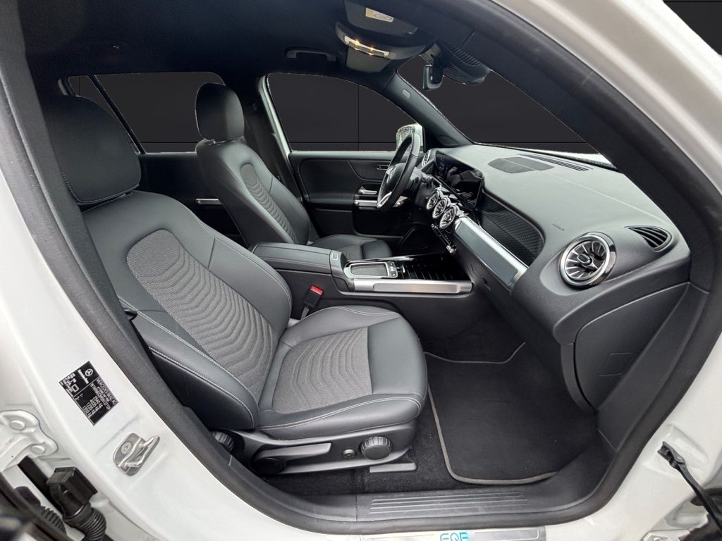 Mercedes-Benz EQB 250 Progressive Distronic foto 6