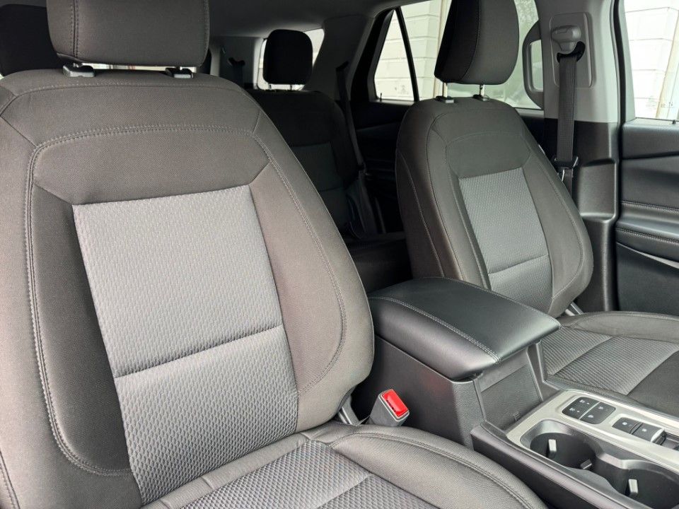 Fahrzeugabbildung Ford Explorer XLT 2.3 ECOBOOST 6-Sitzer