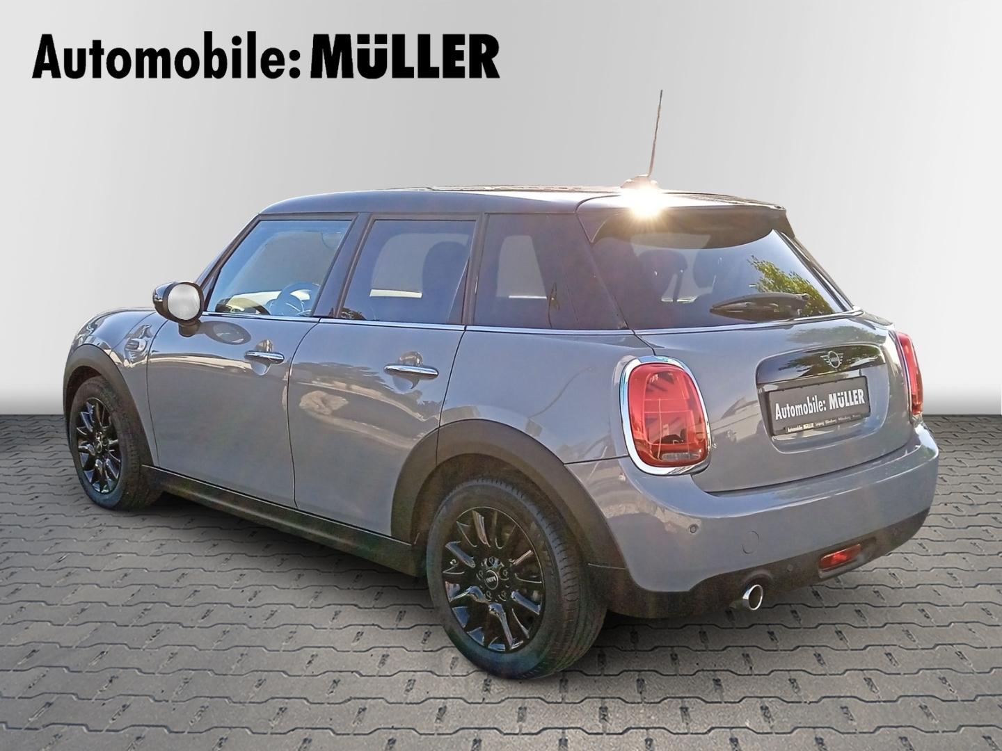 MINI Cooper 5-Türer Navi LED Sitzheizung PDC DAB Mult