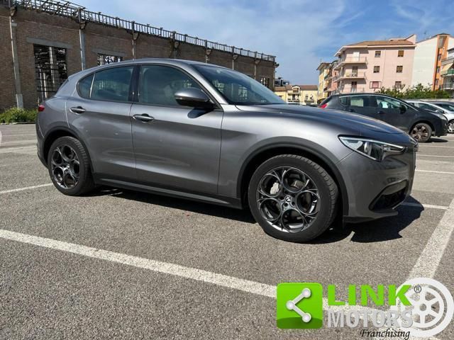 Alfa Romeo ALFA ROMEO Stelvio 2.2 Turbodiesel 180 CV AT8 RW