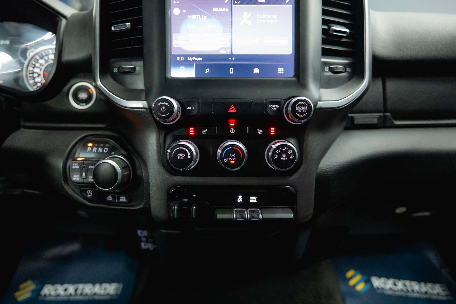 Fahrzeugabbildung Dodge RAM 5.7 V8 HEMI 4x4 OFFROAD Night Limited 19%