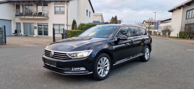 Volkswagen Passat Variant Highline 1 Hand LED Kamera