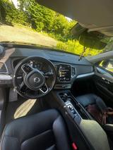 Volvo XC90 B5 D AWD Geartronic Momentum Pro 7 Sitzer - Volvo Gebrauchtwagen in Regensburg