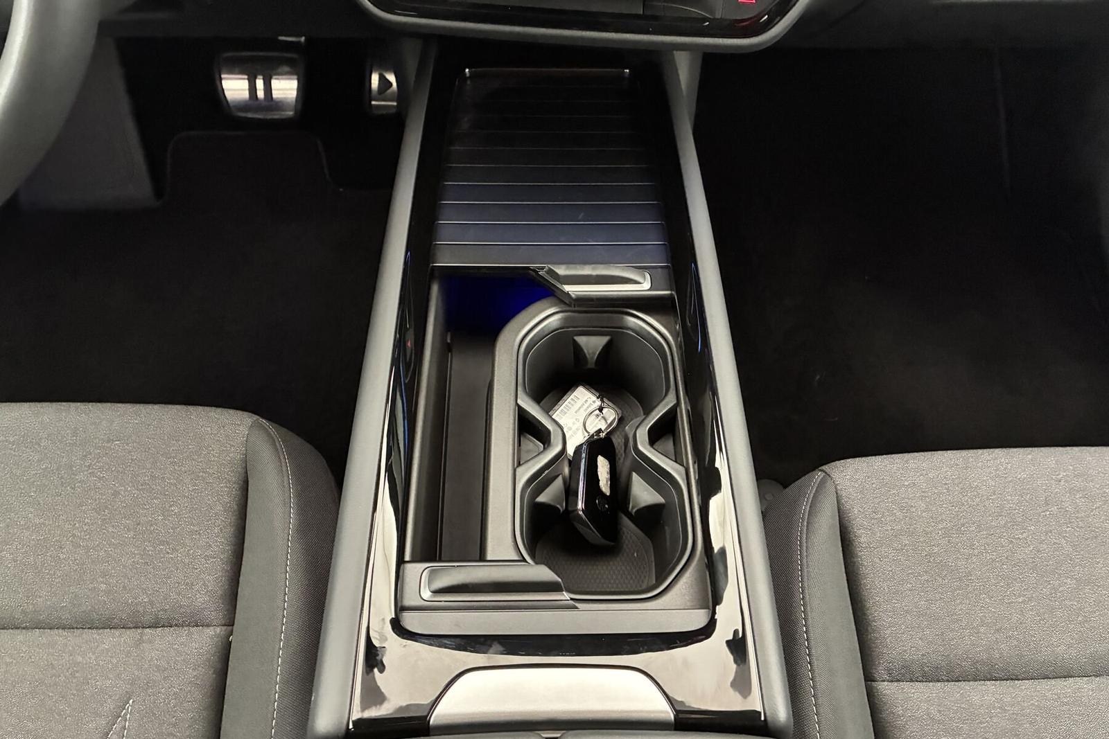 Volkswagen ID.7 Tourer Pro 77kW|Matrix|Wärmepumpe|360°|AHK