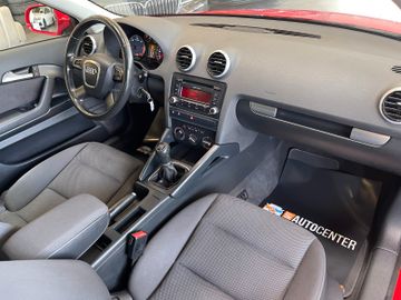 Audi A3 2.0 TDI Attraction*TÜV1226*Klima*Schiebedach