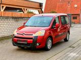 Citroën  Berlingo MULTISPACE,KLIMA,TÜV,GEPFLEGT,2 HAND - Citroën Berlingo aus 2011: Multispace