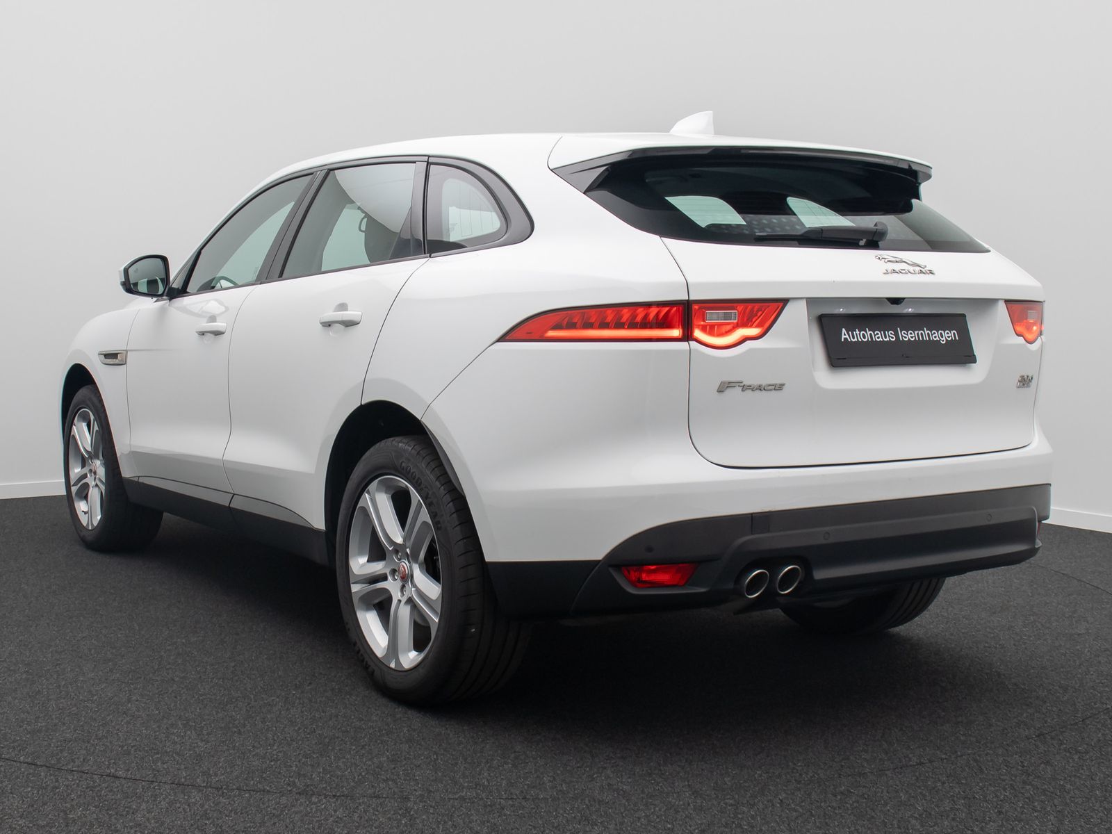 Fahrzeugabbildung Jaguar F-PACE Pure AWD Xenon Memory Kamera Tempomat 20"