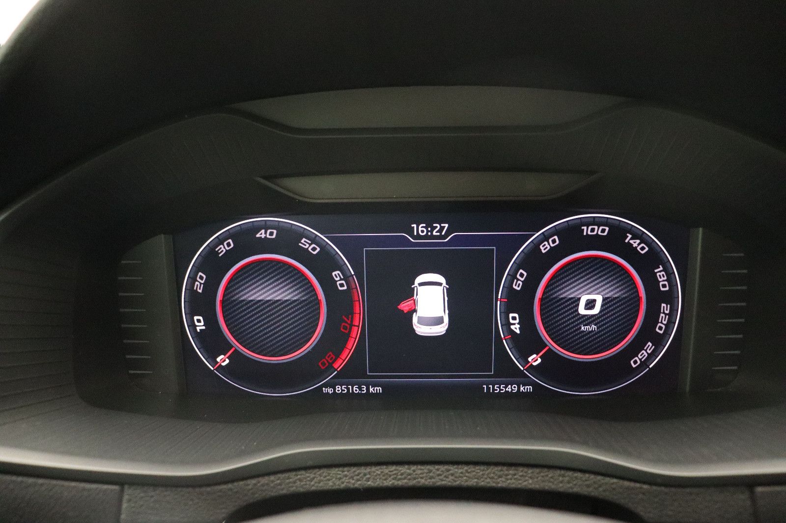 Fahrzeugabbildung SKODA Karoq 1.5 Ambition SPORTLINE LED NAVI ACC