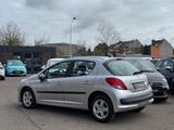 Peugeot 207 Urban Move 1.4l Pano/Klima/HU neu - Peugeot 207 mit Benzin-Antrieb: Limousine, Schaltgetriebe