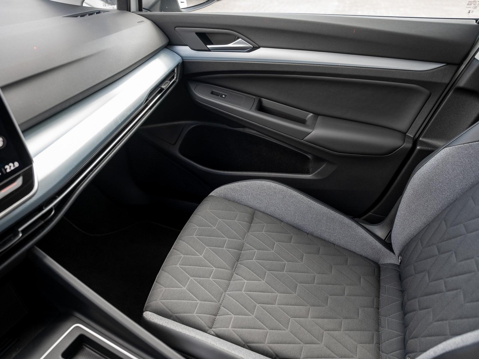 Volkswagen Golf Life 1.5 l eTSI DSG IQLight LM, миниатюра 20