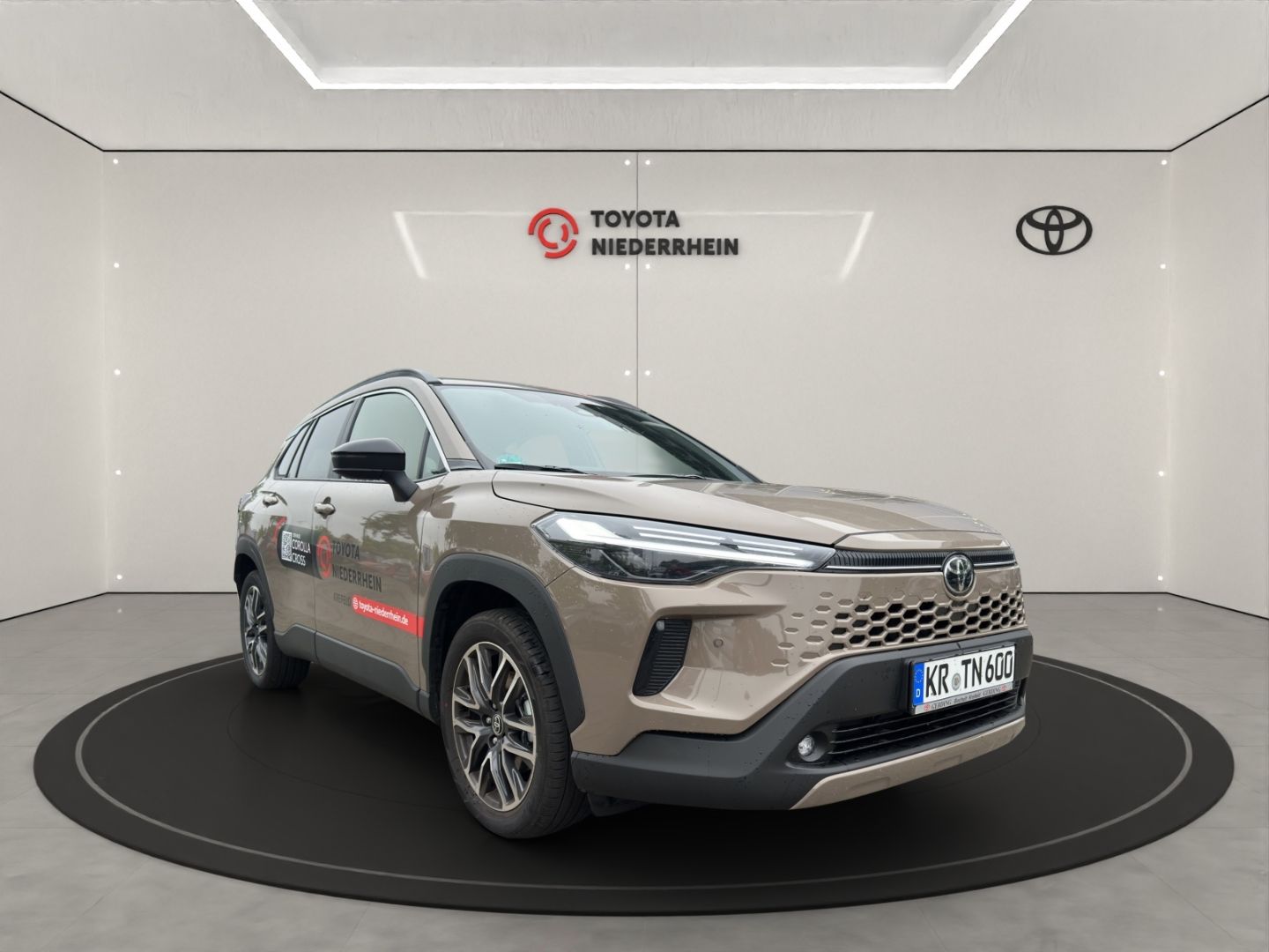 Toyota Corolla Cross Hybrid FWD Team D NAVI CARPLAY LED foto 4