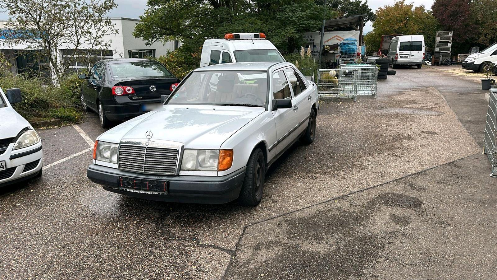 Mercedes-Benz 200
