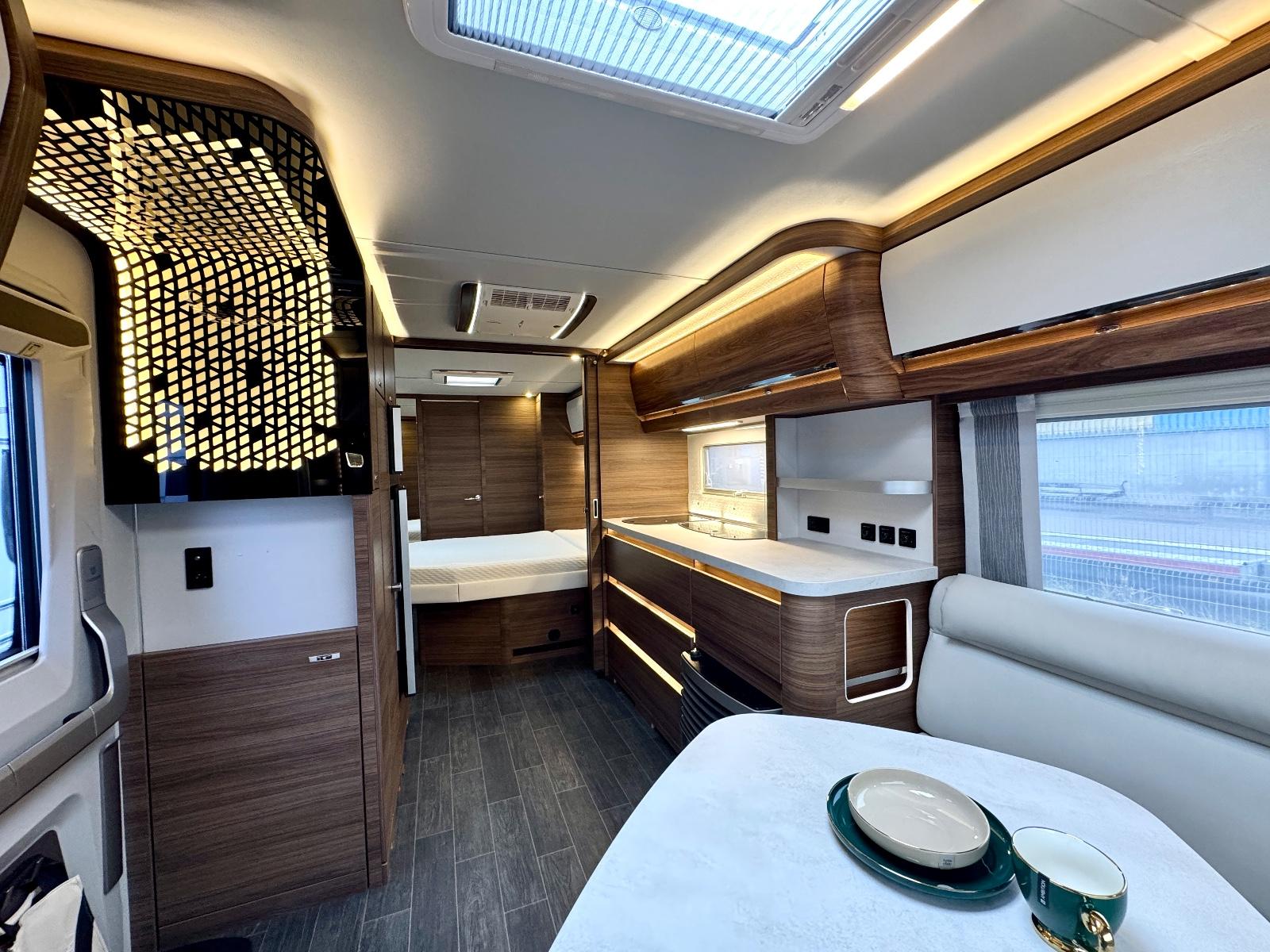 Tabbert Puccini Heckbad Klima Leder WC Dusche Queensbett