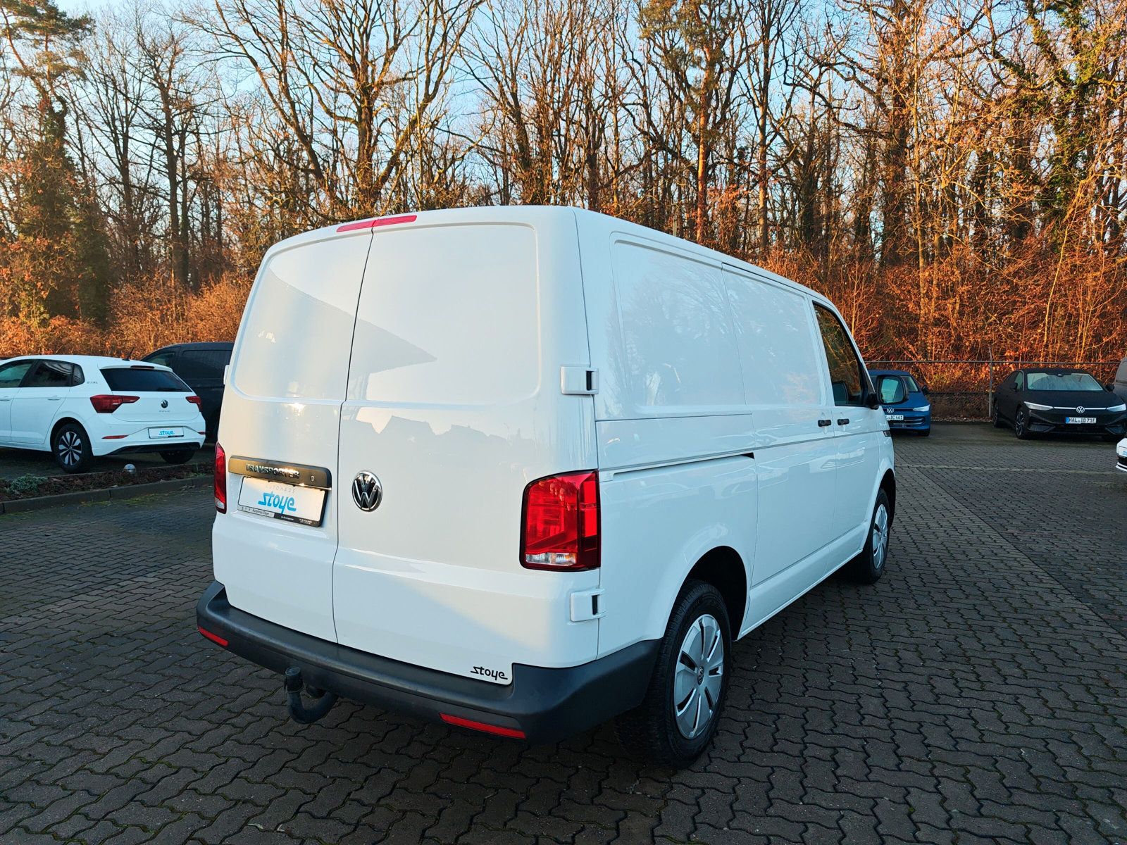 T6.1Transporter Kasten TDi DSG Navi AZV LED
