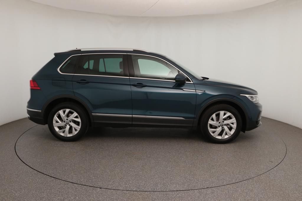 Volkswagen Tiguan Elegance 1.5 TSI DSG RFK*PDC*Tempo*Klima