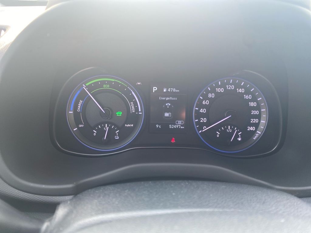 Hyundai Kona 1.6 GDI DCT Hybrid Advantage – Bild 12