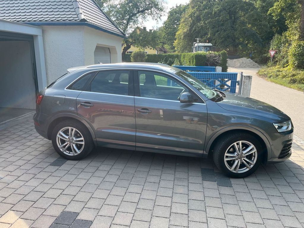 Image of Audi Q3