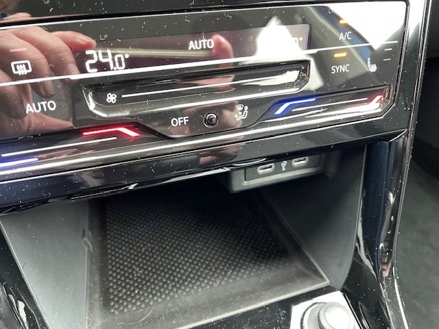 T-Cross 1.0 TSI Move Navi AHK ACC Ganzjahresreif
