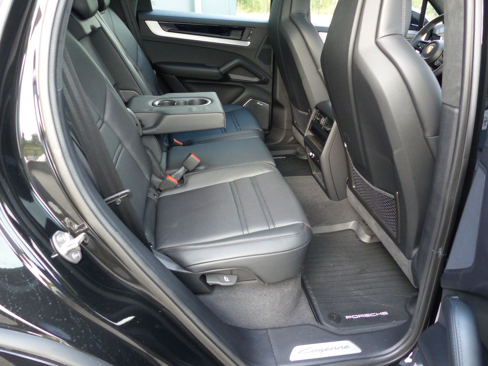 Fahrzeugabbildung Porsche Cayenne Turbo E-Hybrid