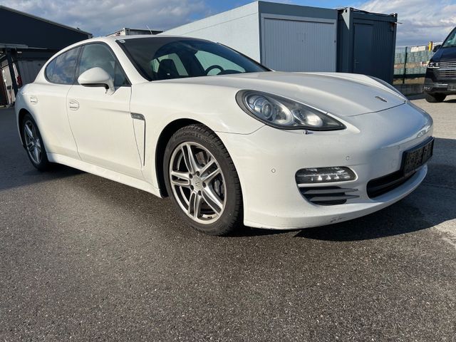 Porsche Panamera 4/Motor Problem