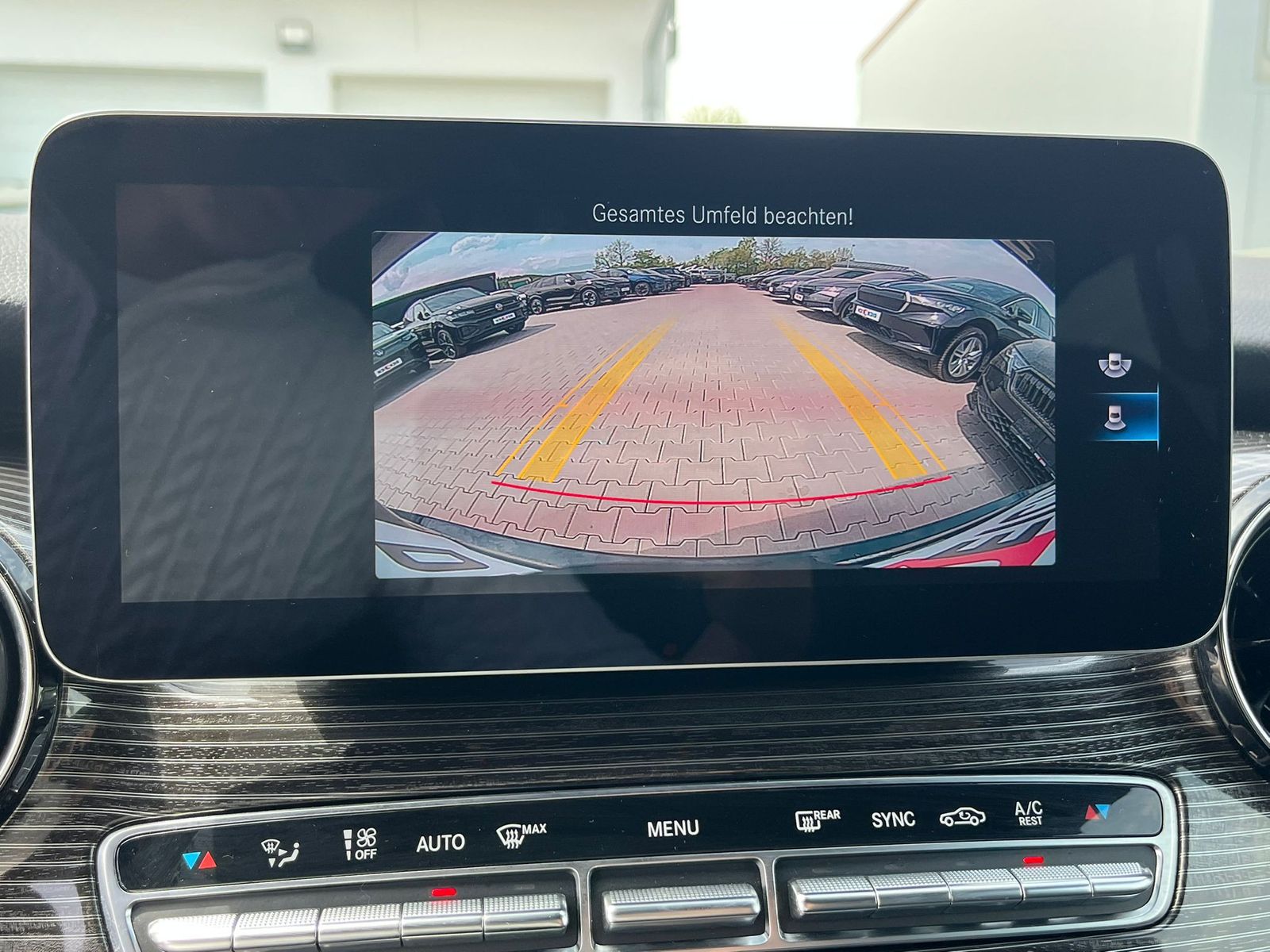 Fahrzeugabbildung Mercedes-Benz V 250 d EDITION 21 kompakt AMG NIGHT*LED*LEDER