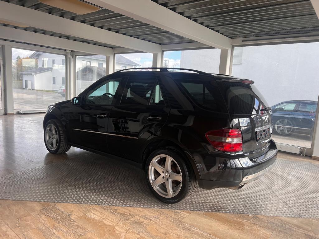 Mercedes-Benz ML 500