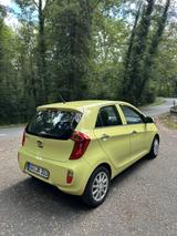 Kia Picanto 1.2 FIFA World Cup Edition - Kia Picanto: Cup