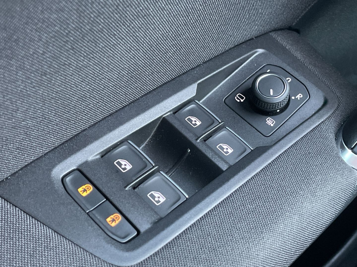 Touran 1.5 TSI DSG Highline Pano/AHK/Standhz/CAM