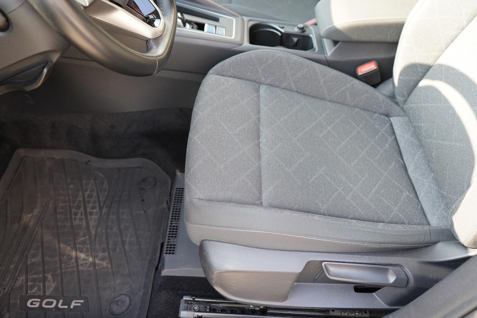 Volkswagen Golf VIII Variant 1.0 eTSI DSG Life LED ACC Navi, миниатюра 9
