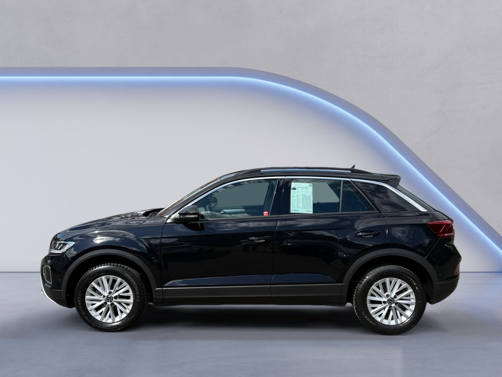 Volkswagen T-Roc Life AHK imagem 2